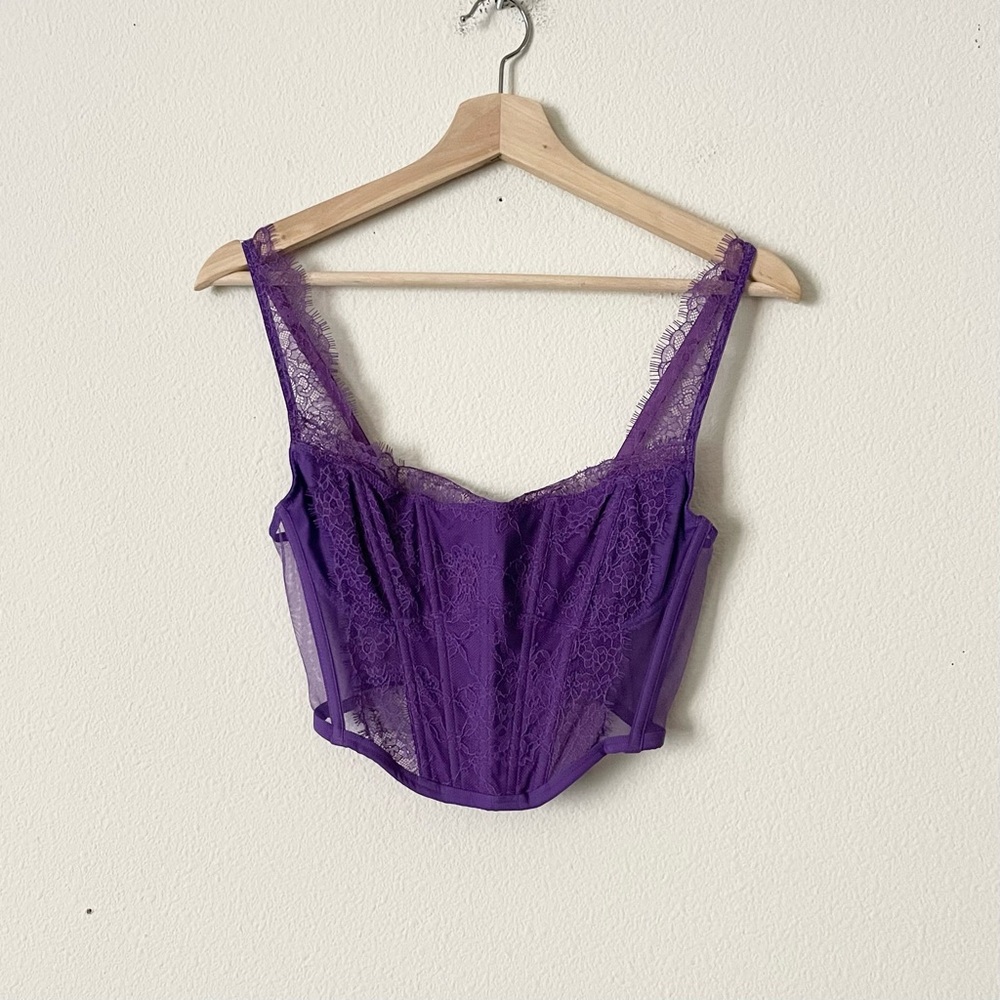 NWT Victoria’s Secret MEDIUM purple lace corset bra top